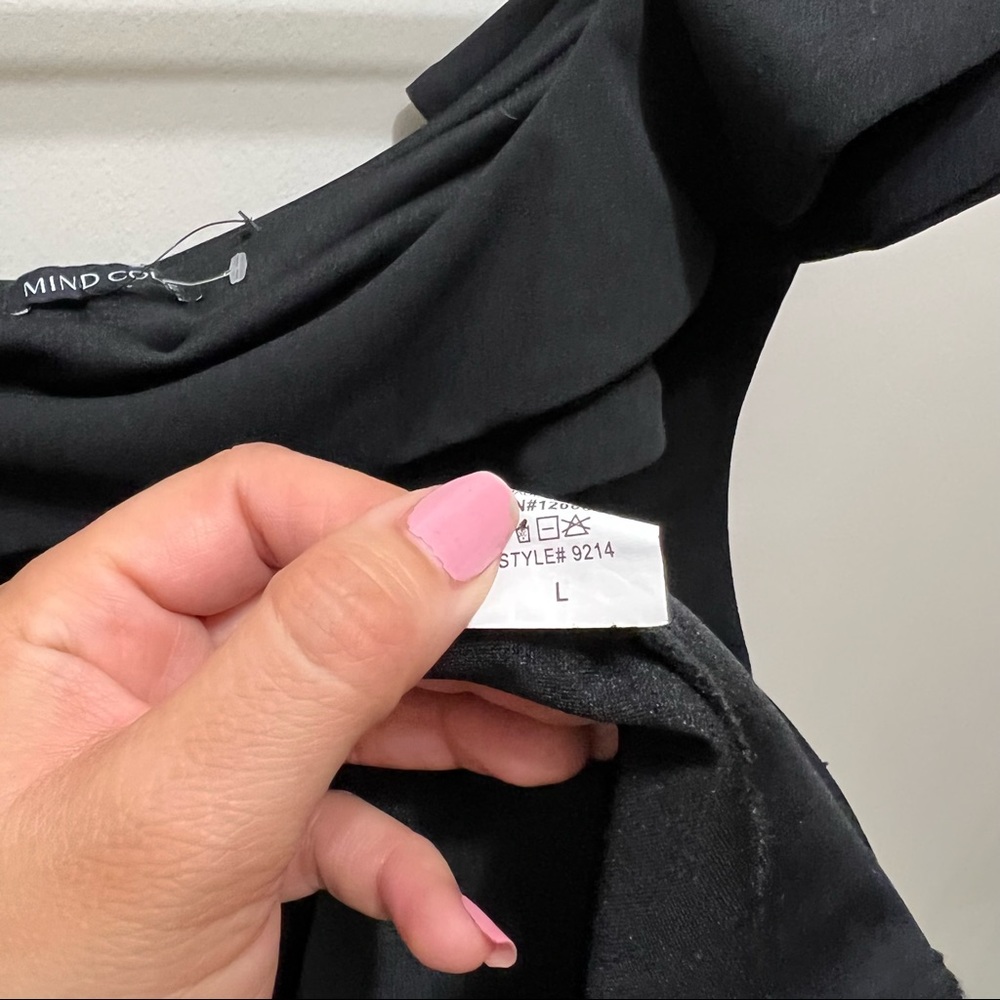 Mind Code Black Ruffle Shoulder LBD Size Large - Picture 6 of 6
